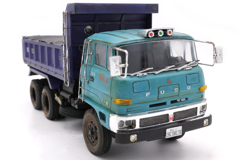 Fujimi Mitsubishi Fuso Dump Truck - Bausatz 011974 - Baubericht auf modellbautest.de